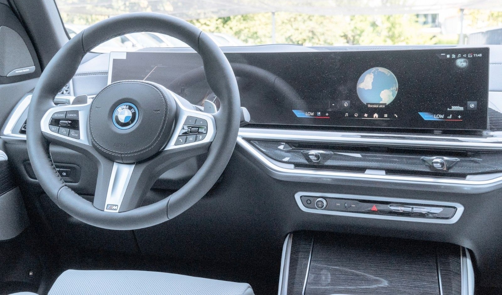 BMW X5 50e M SPORT.DR.ASS.LUFT.PANO.360°.H/K.AHK.22" foto 15