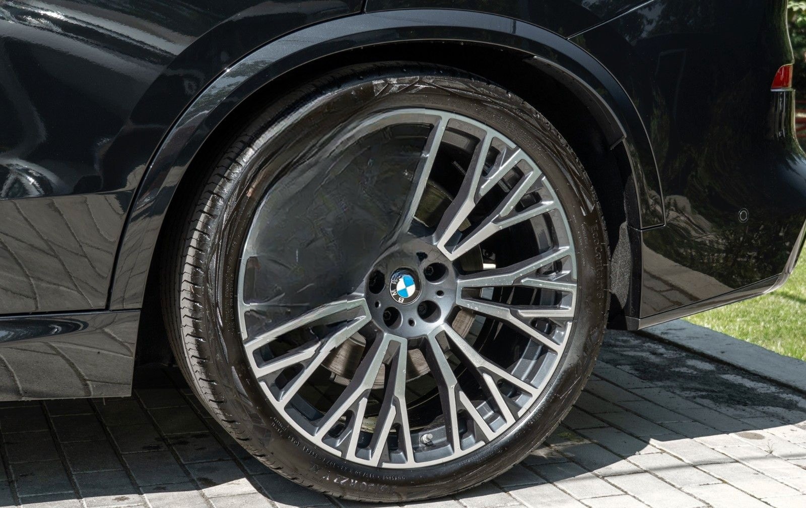 BMW X5 50e M SPORT.DR.ASS.LUFT.PANO.360°.H/K.AHK.22" foto 10