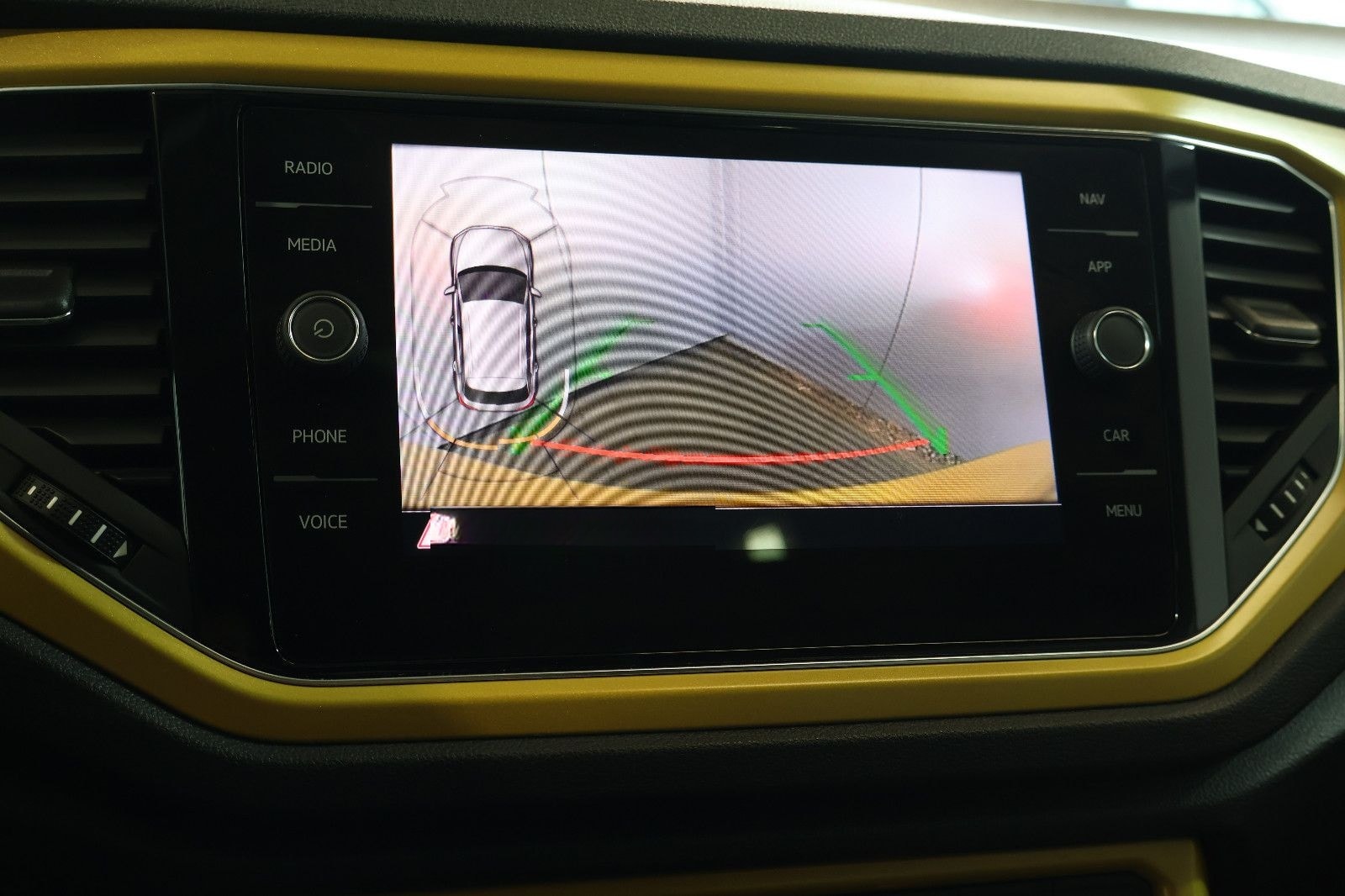 Volkswagen T-Roc 2.0 TDI Style 4M BEATS+AID+KEY+LED+PANO foto 9