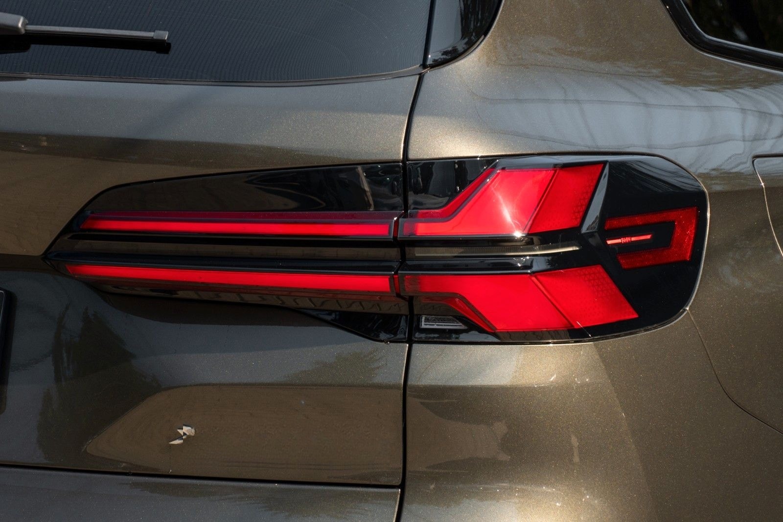 BMW X5 50e M SPORT.LUFTF.PANO.DR.ASS.360.H/K.AHK.22" foto 7