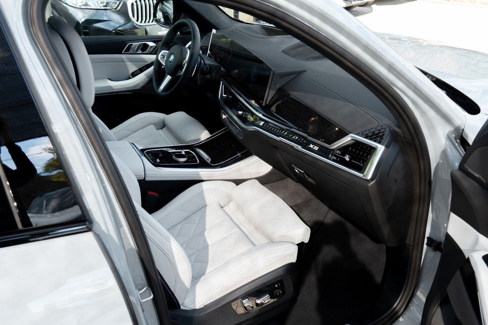 BMW X5 50e M SPORT.LUFTF.PANO.DR.ASS.PRO.360.H/K.AHK foto 13