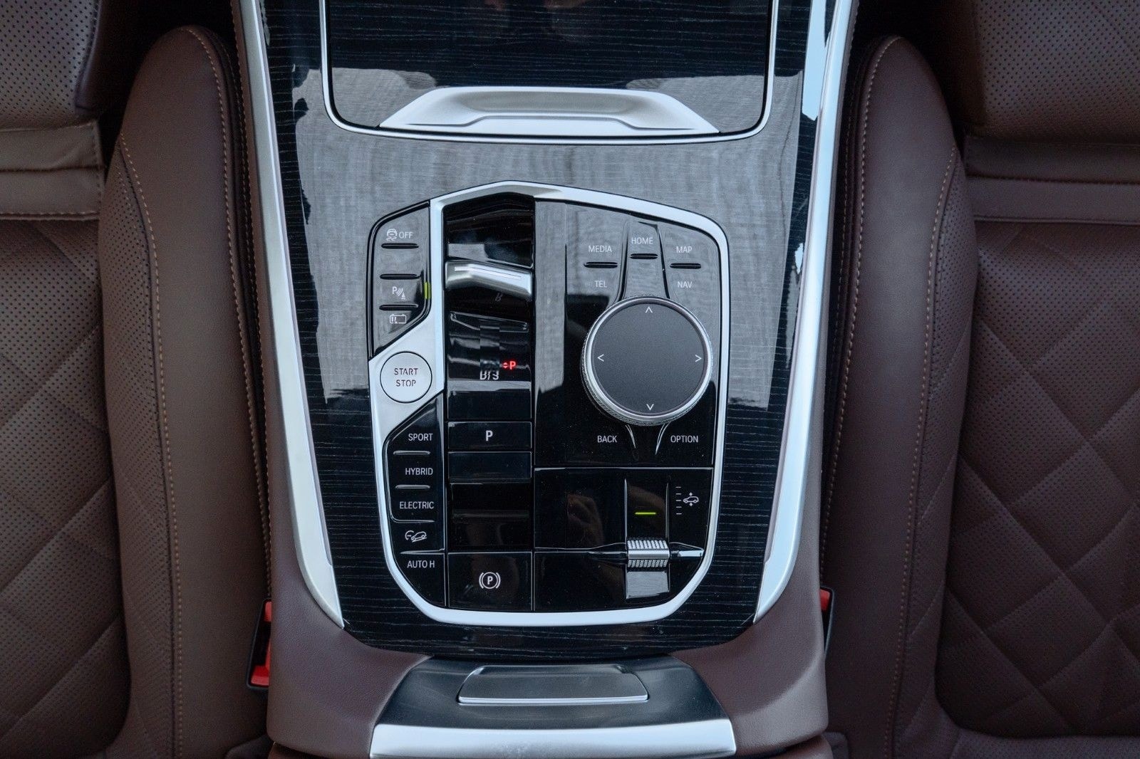 BMW X5 50e M Sport LUFTF.PANO.LHZ.HUD.H/K.360°.AHK foto 17