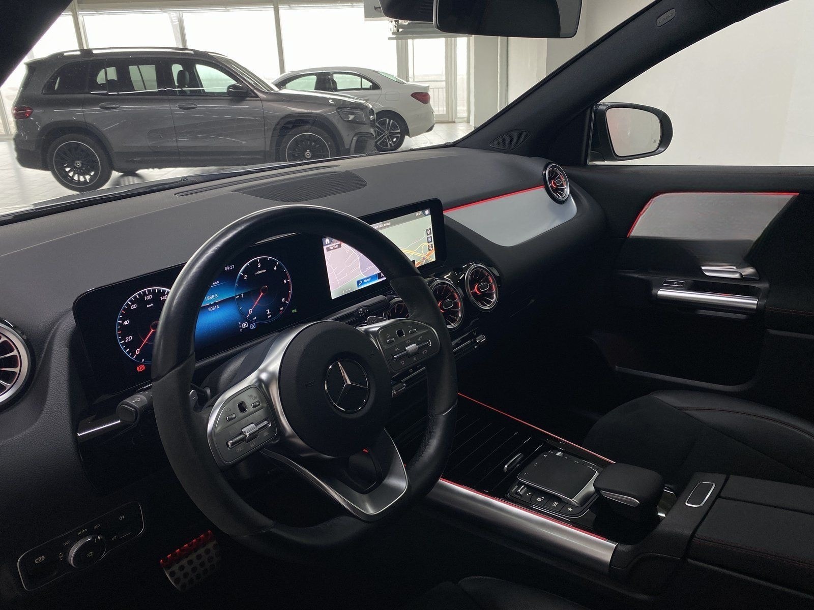 Mercedes-Benz GLA 200 d 4M AMG NIGHT+20"AMG+PANO+DIST+KAM+AMBI foto 6