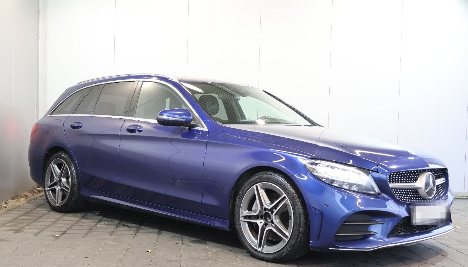 Mercedes-Benz C 300 T d AMG Line WIDE+DISTRONIC+LED+BURMESTER foto 3