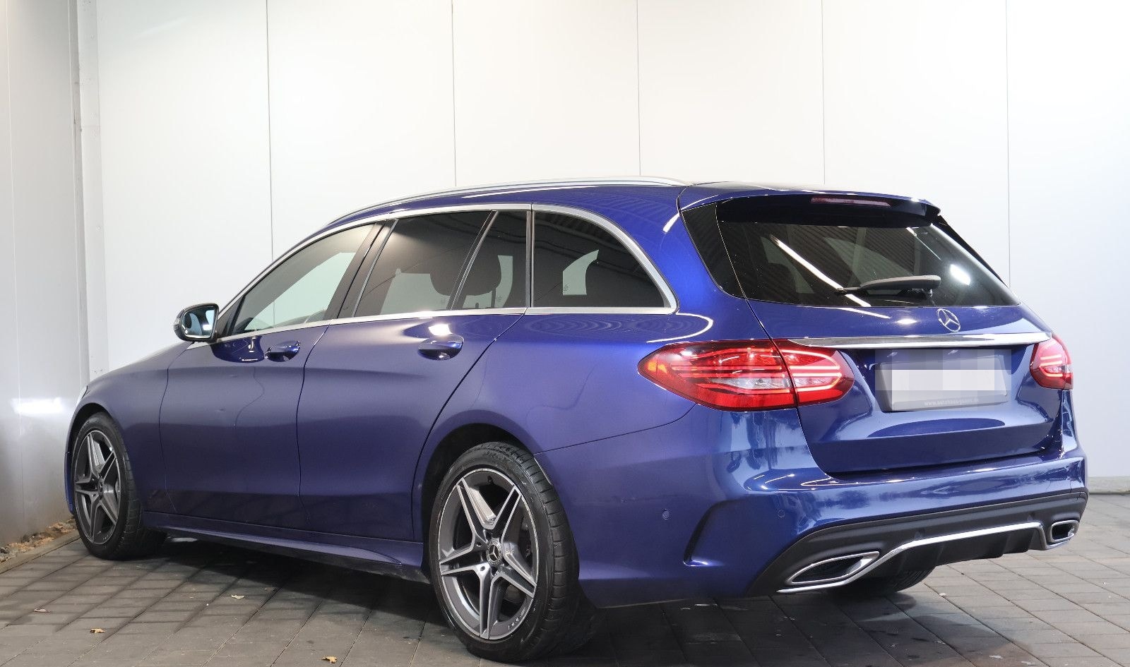 Mercedes-Benz C 300 T d AMG Line WIDE+DISTRONIC+LED+BURMESTER foto 4