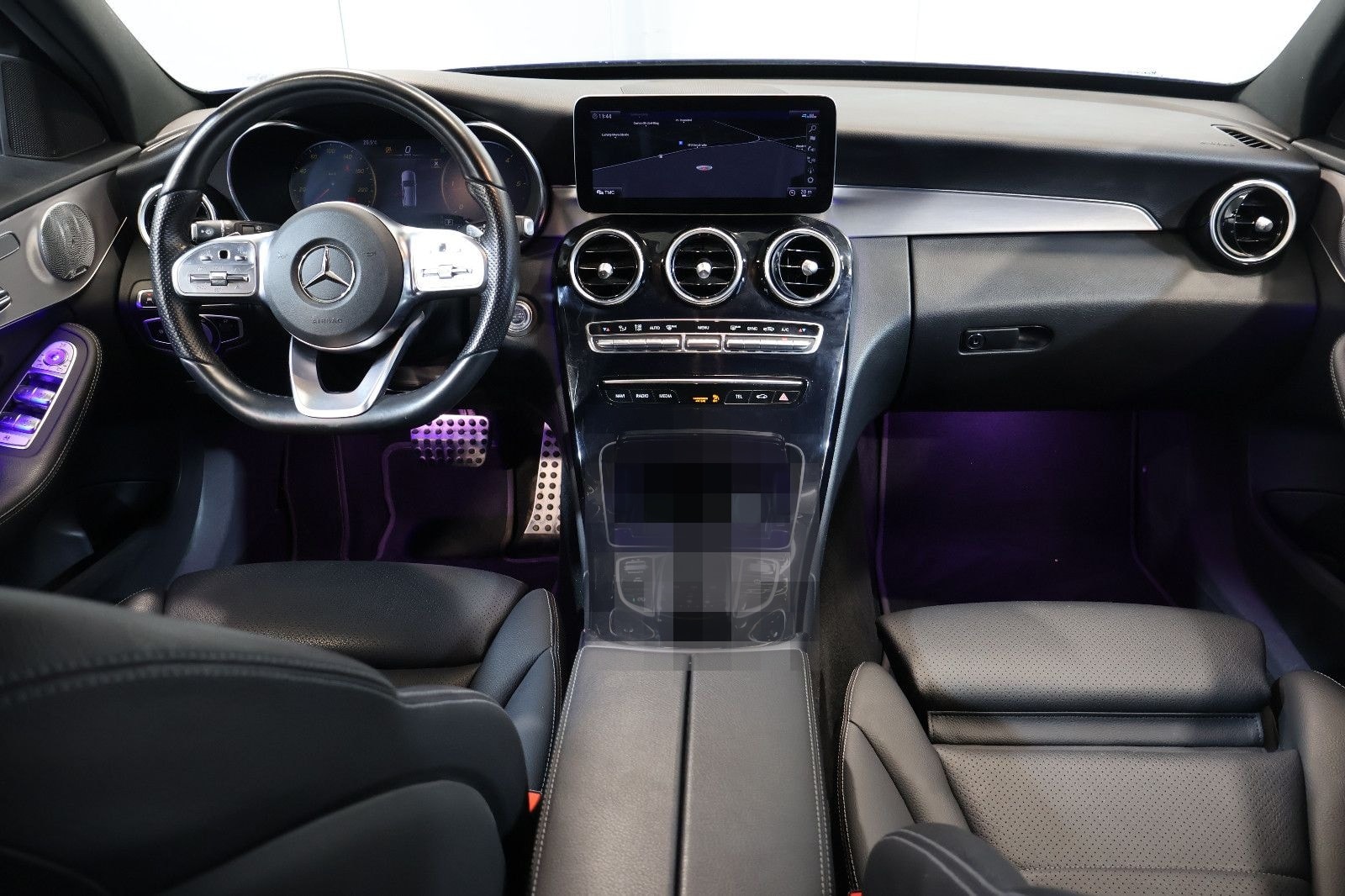 Mercedes-Benz C 300 T d AMG Line WIDE+DISTRONIC+LED+BURMESTER foto 7