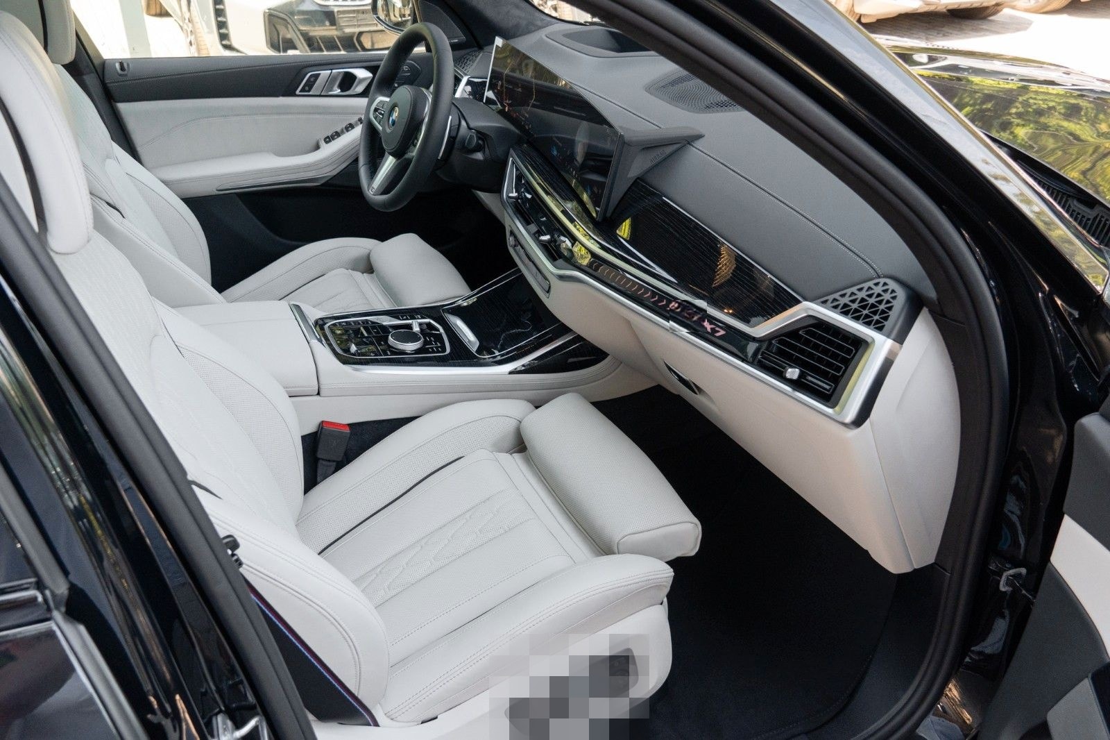 BMW X7 40d M SPORT.SOFTC.LUFTF.PANO.DR.ASS.AHK.5/100 foto 25