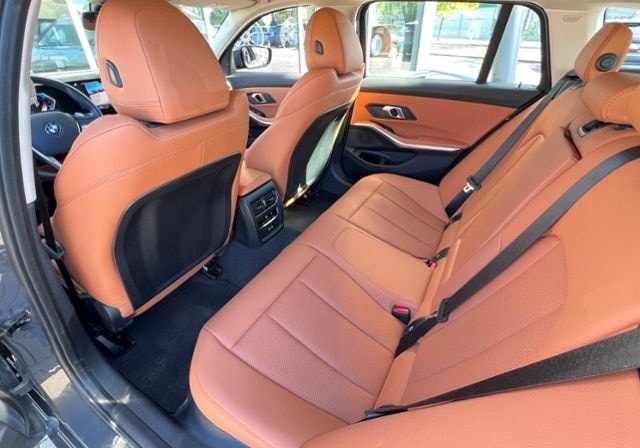 BMW 320 d xDrive adap.LED HeadUp Komfort Memory DAB foto 15