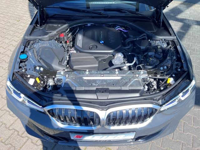 BMW 320 d xDrive adap.LED HeadUp Komfort Memory DAB foto 24
