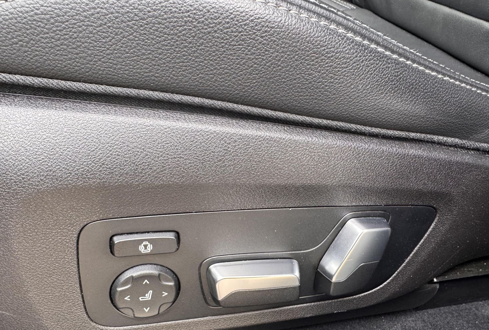 BMW X4 xDrive30d M Sport 360°Kam, H&K AHK Standheiz foto 15