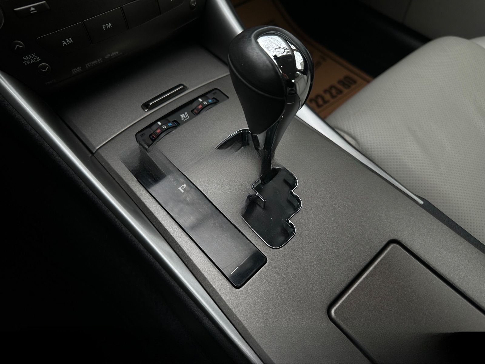 Lexus IS250 V6 / KAMERA - NAVI - SITZKLIMA - AUTOMATIK foto 10