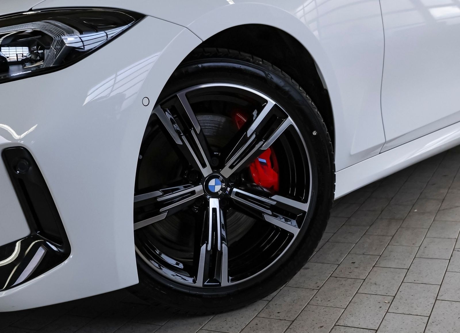 BMW 318i M Sportpaket foto 7