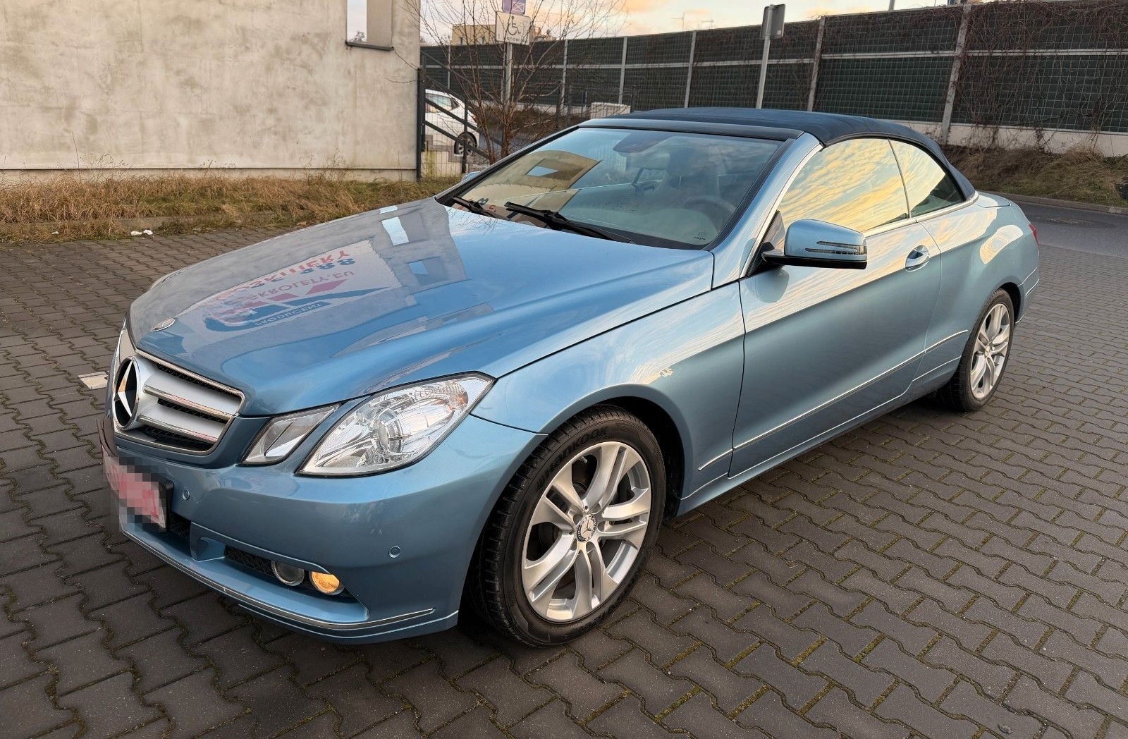 Mercedes-Benz E 350 E Cabrio E 350 CGI BlueEfficiency