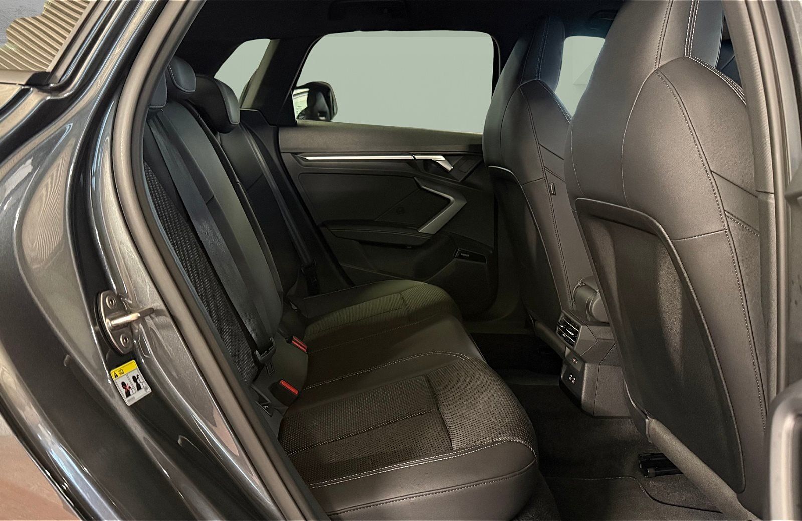 Audi A3 Sportback 35 TFSI S line LED Navi ACC AHK RFK foto 12