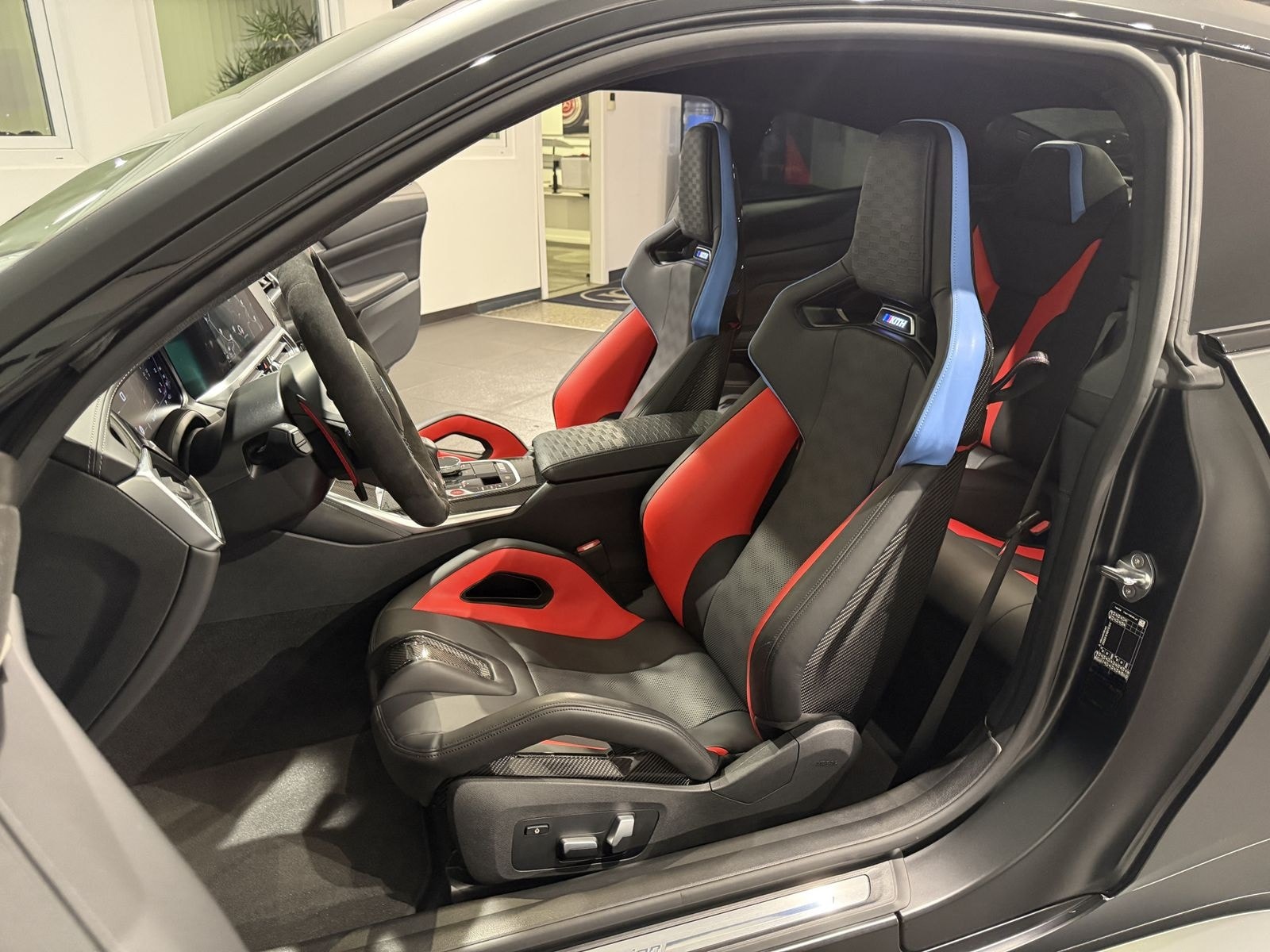 BMW M4 KITH Sondermodell xD *Capristo-Schale-Carbon* foto 11