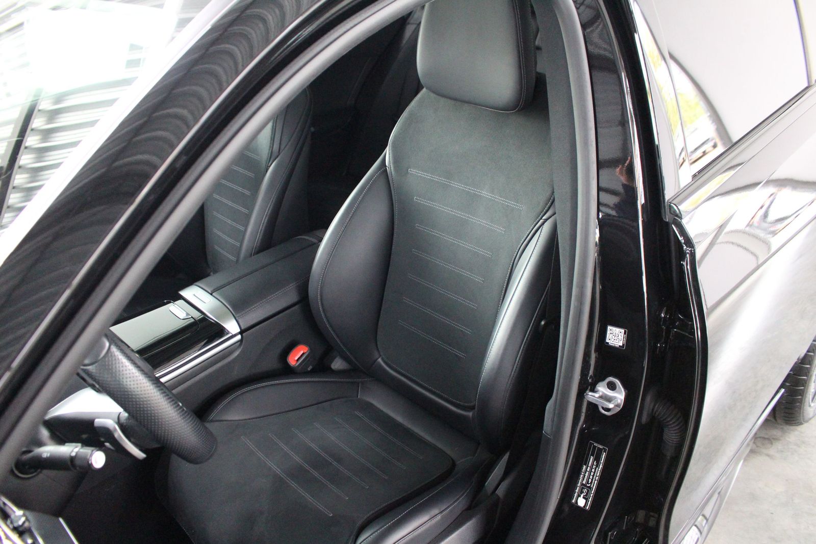 Mercedes-Benz C 200 T AMG Kamera LED AHK Panorama MBUX Ambient foto 6