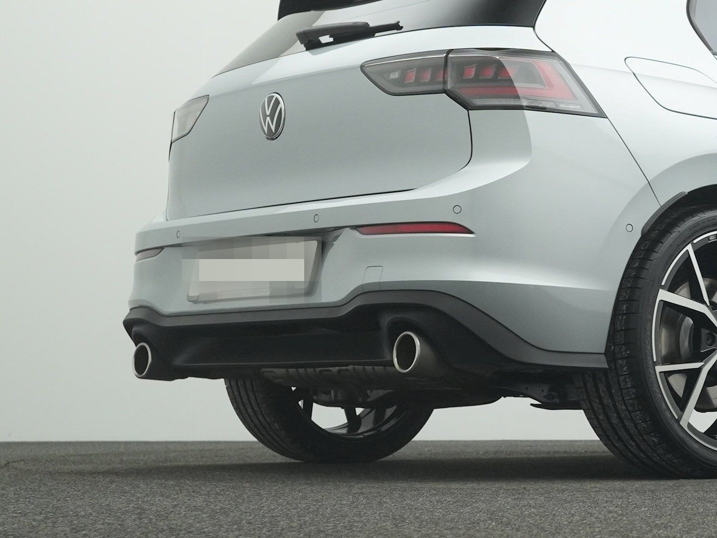 Volkswagen Golf 8 2.0 TSI DSG GTI IQ.LIGHT NAVI PANORAMA AR foto 22