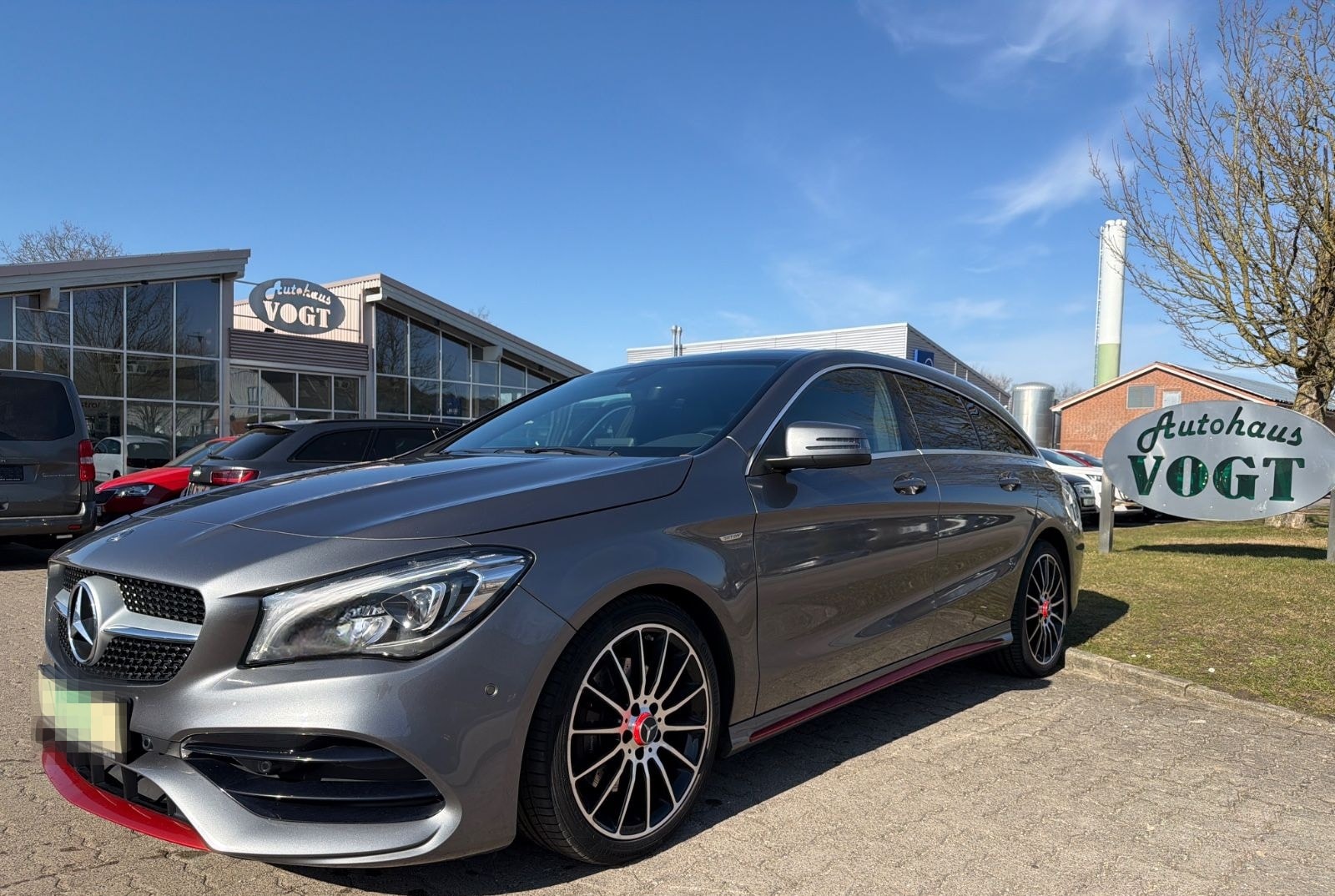Mercedes-Benz CLA 220 CLA -Klasse Shooting Brake 4Matic AMGlin foto 1