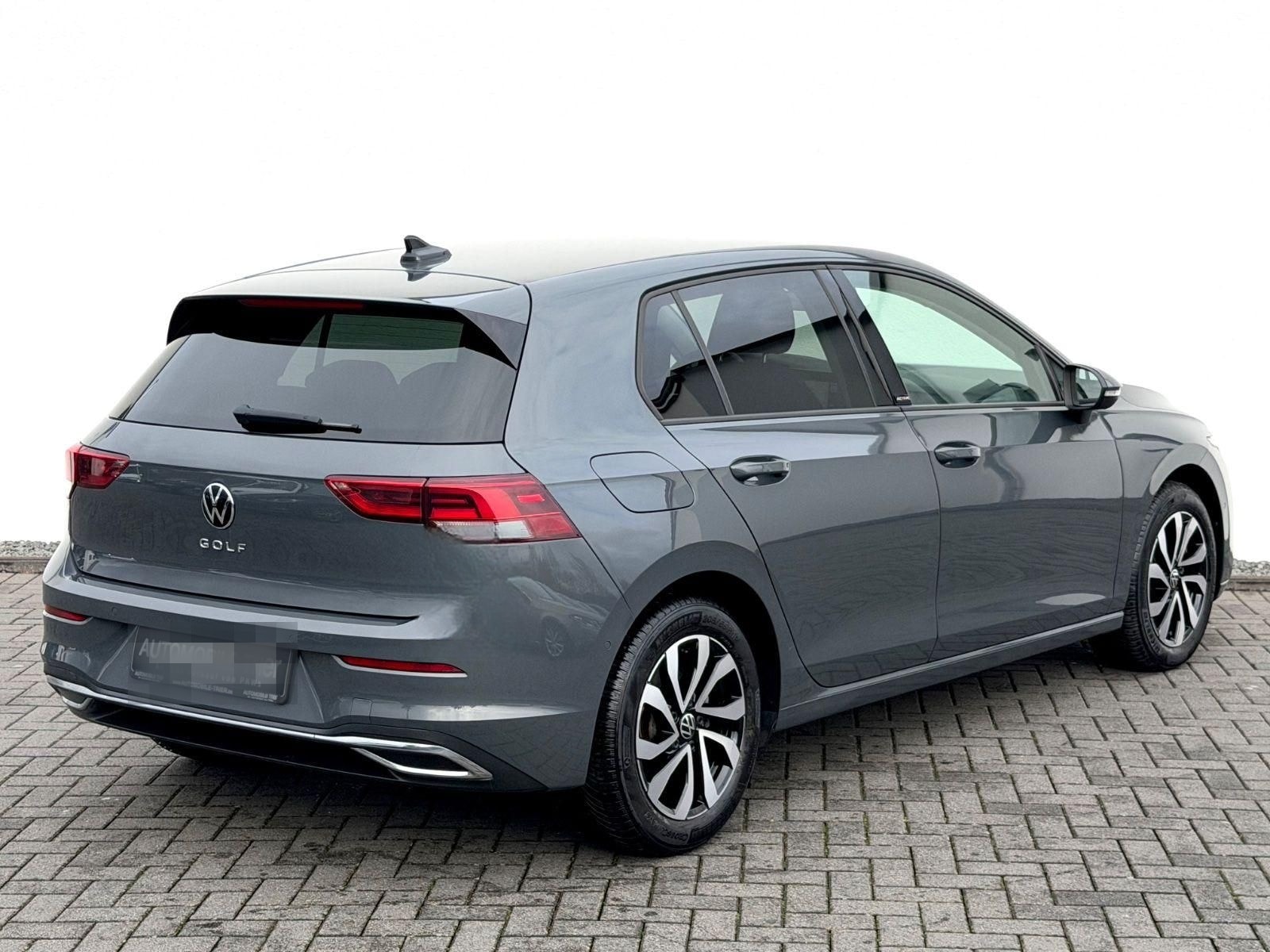 Volkswagen Golf 8 Lim. 1.5 TSI /NAVI/LED/ACC/HUD/CAM/GARANT foto 5