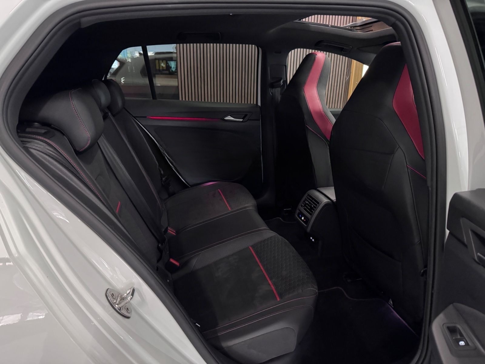 Volkswagen Golf GTI GTI Clubsport*1.Hand*LED*Panorama*Alcan foto 17