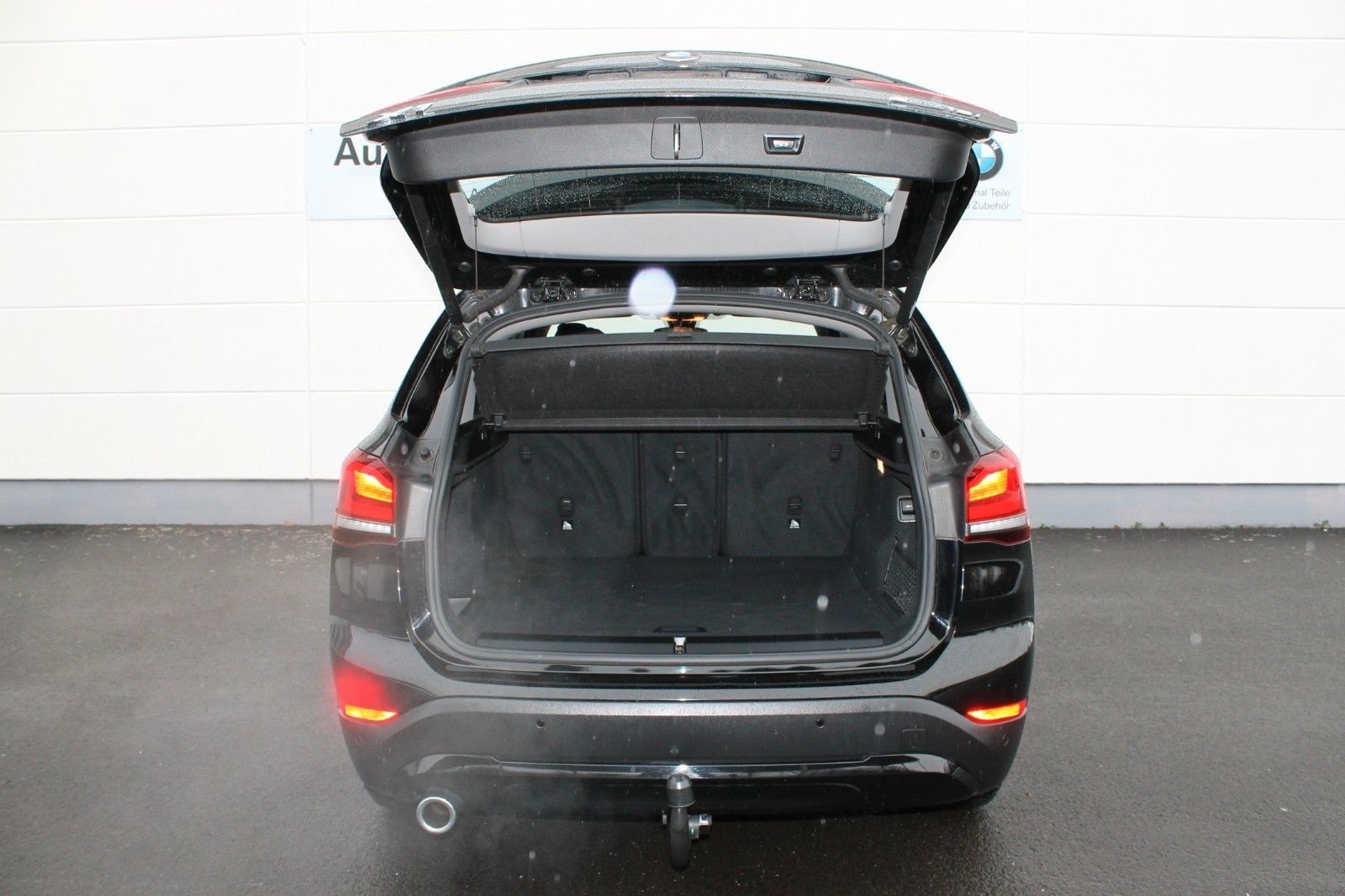 BMW X1 sDr 18i Advantage LED, KAM, PDC, PANO, AHK foto 5