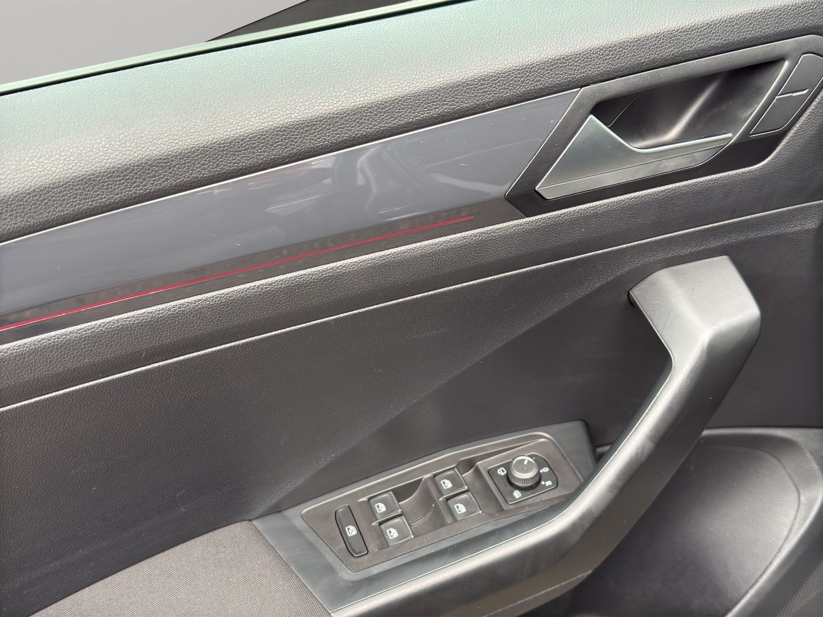 Volkswagen T-Roc 2.0 TSI 4Motion DSG Sport NAVI+PANO+ACC foto 13