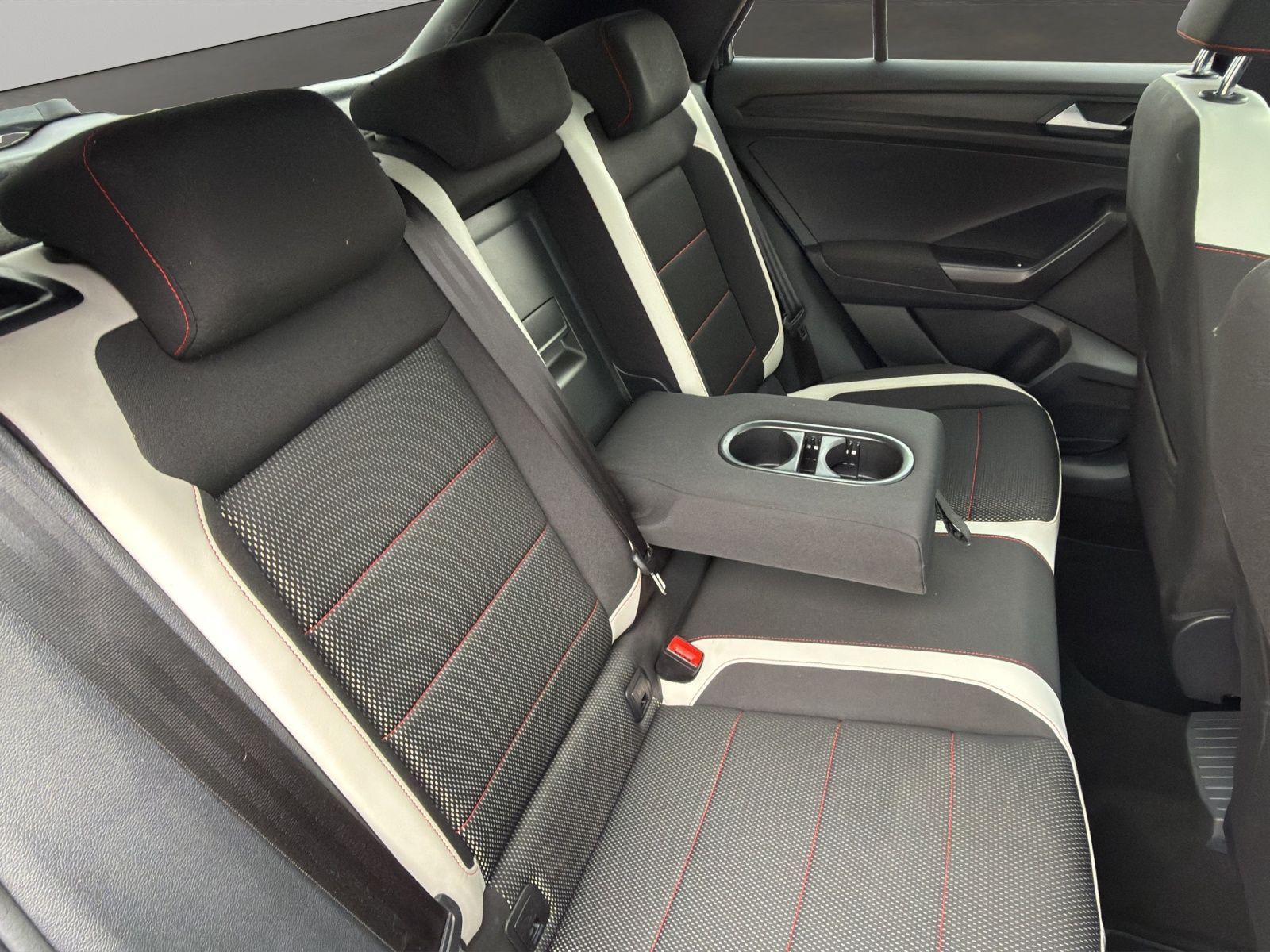 Volkswagen T-Roc 2.0 TSI 4Motion DSG Sport NAVI+PANO+ACC foto 15