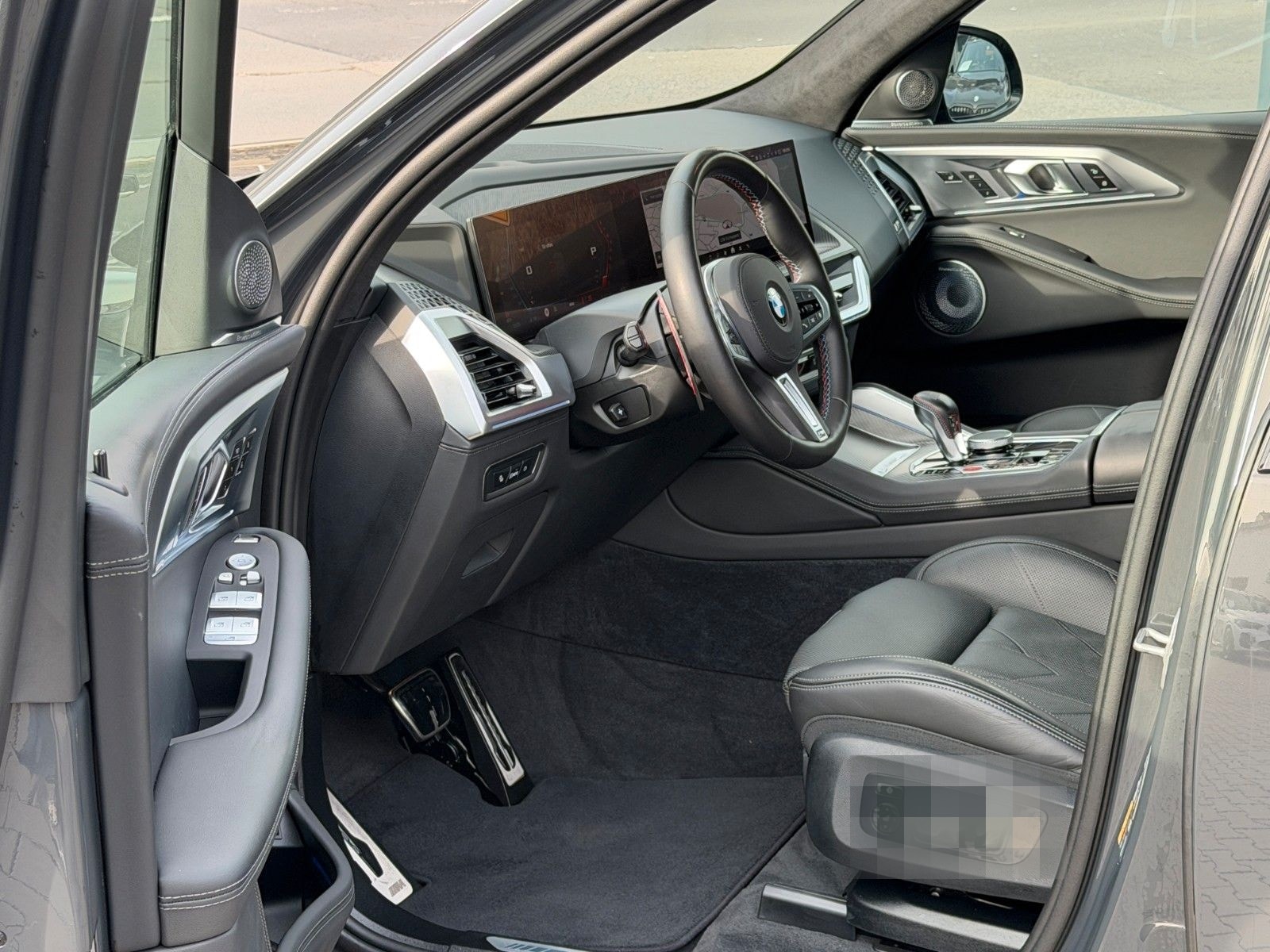 BMW XM 50 e Aut. Bowers & Wilkins - Iconic Glow /// foto 12