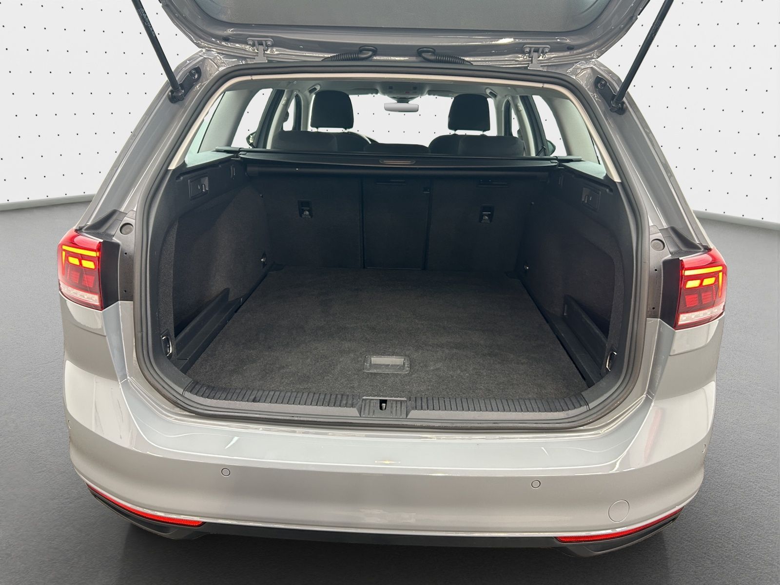 Volkswagen Passat Variant Business 1.5 TSI DSG*NAVI*KAM*SHZ foto 11