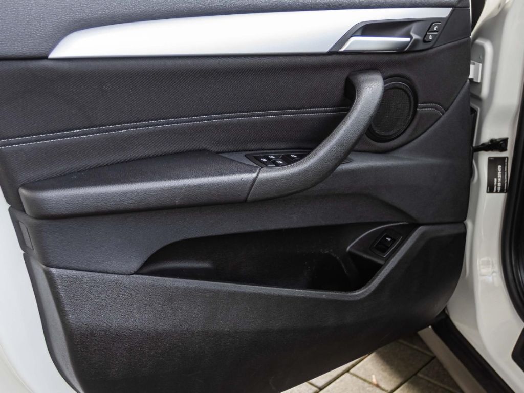 BMW X2 18d+DAB+LED+RFK+PDCv+h+SHZ+Temp+Klimaautomati foto 5