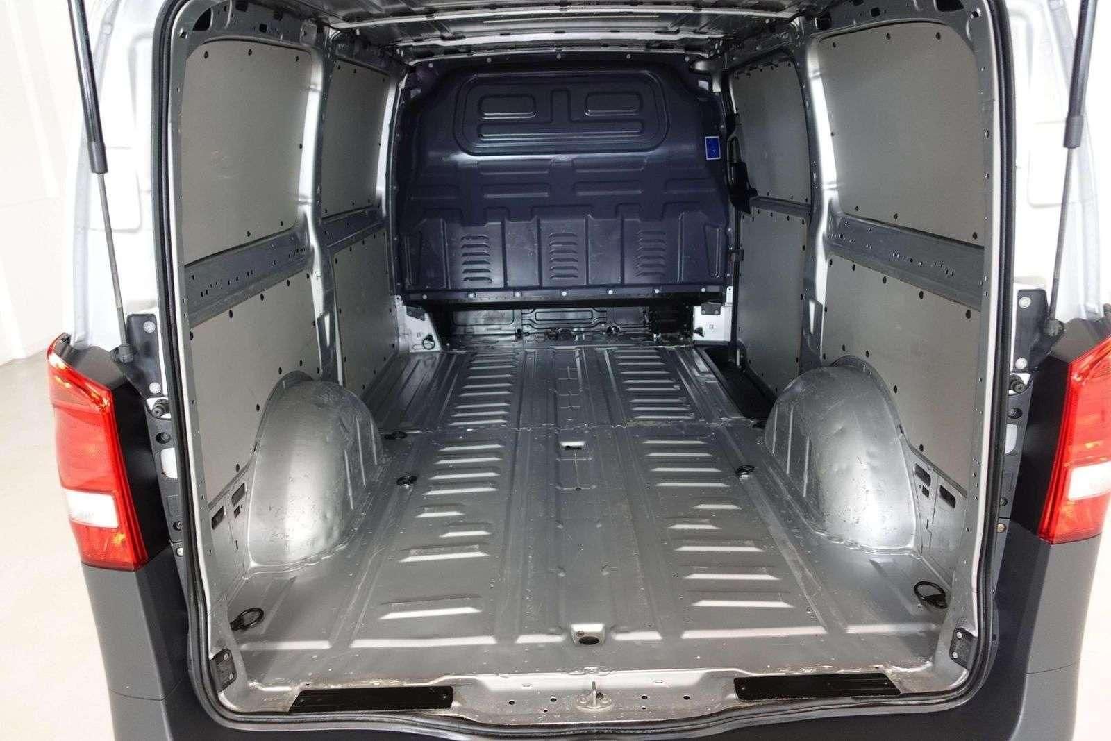 Mercedes-Benz Vito 114 CDI Aut. lang Klima Navi RFK PDC 1.Hand foto 10