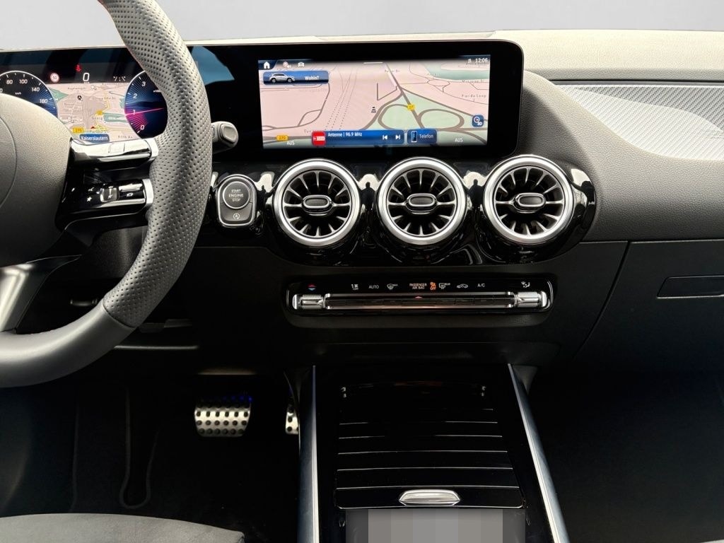 Mercedes-Benz GLA 180 AMG|LED|KAM|PTS|SHZ|TEMP|KEYL foto 12