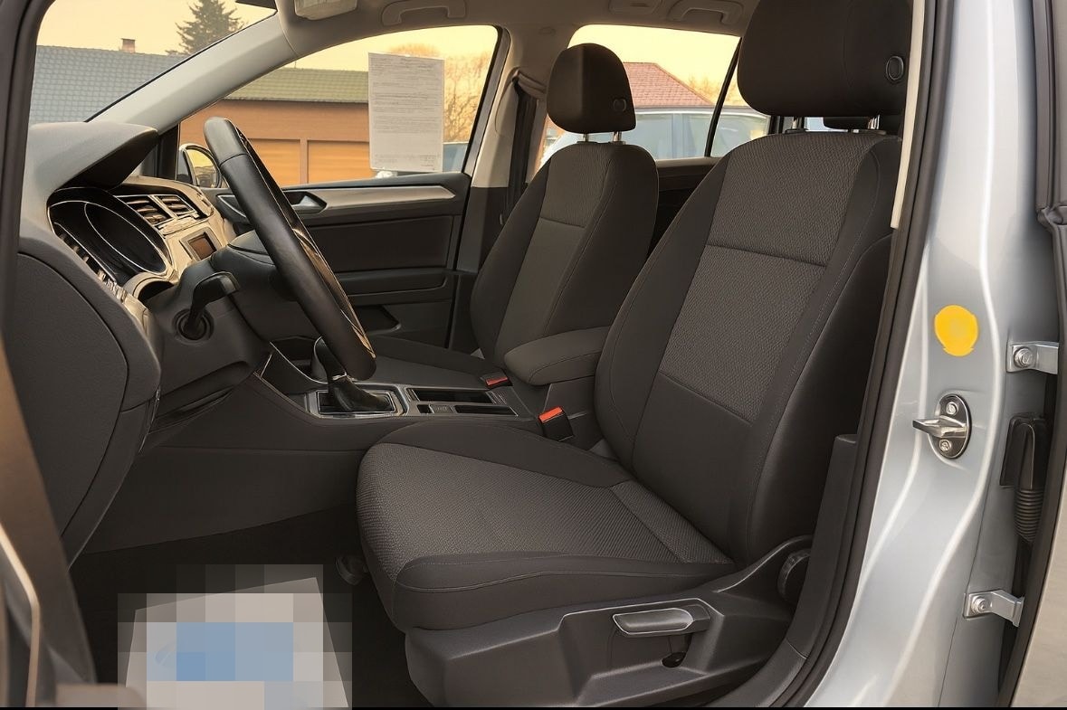 Volkswagen Touran 2,0 TDI BMT DSG *1.HAND*NAVI*SHZ* foto 9