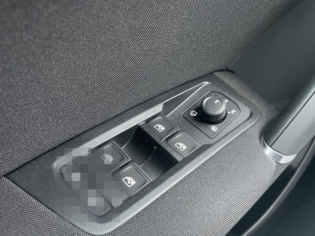 Volkswagen Touran 1.5 TSI Highline DSG+LED+CLIMAT+APP+NAV foto 16