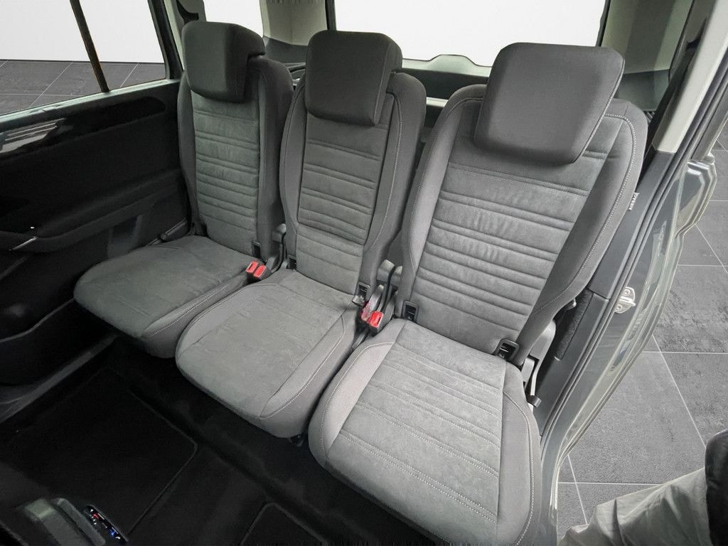 Volkswagen Touran 1.5 TSI Highline DSG+LED+CLIMAT+APP+NAV foto 18