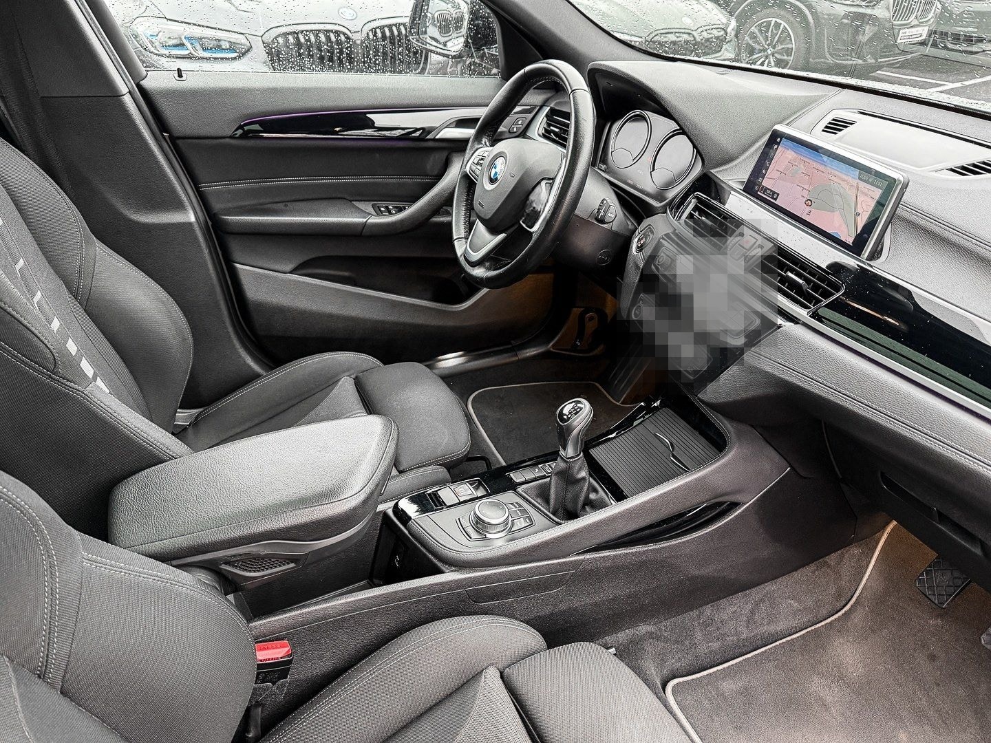 BMW X2 sDrive18d PANO+RFK+NAVI+LED+PDC+DAB foto 7