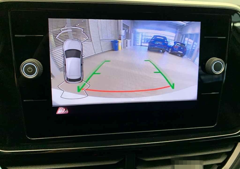 Volkswagen T-Roc R-Line 1.0 TSI *LED*ACC*NAVI*SHZ*MASSAGE* foto 18