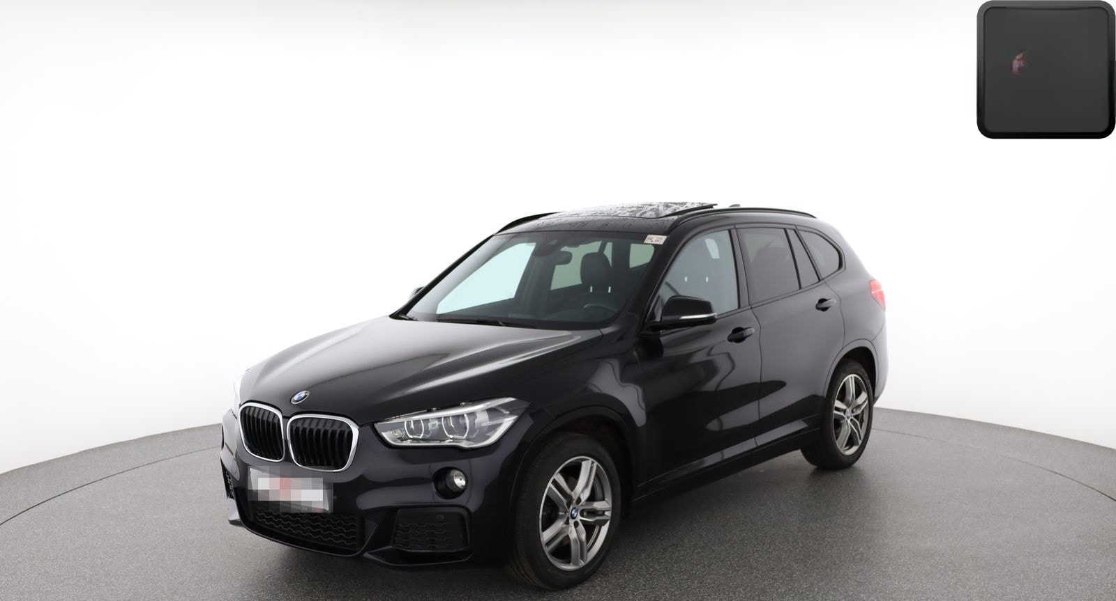 BMW X1 xDrive18d M SPORT SHADOW KAMERA,PANO,AHK,SH foto 1