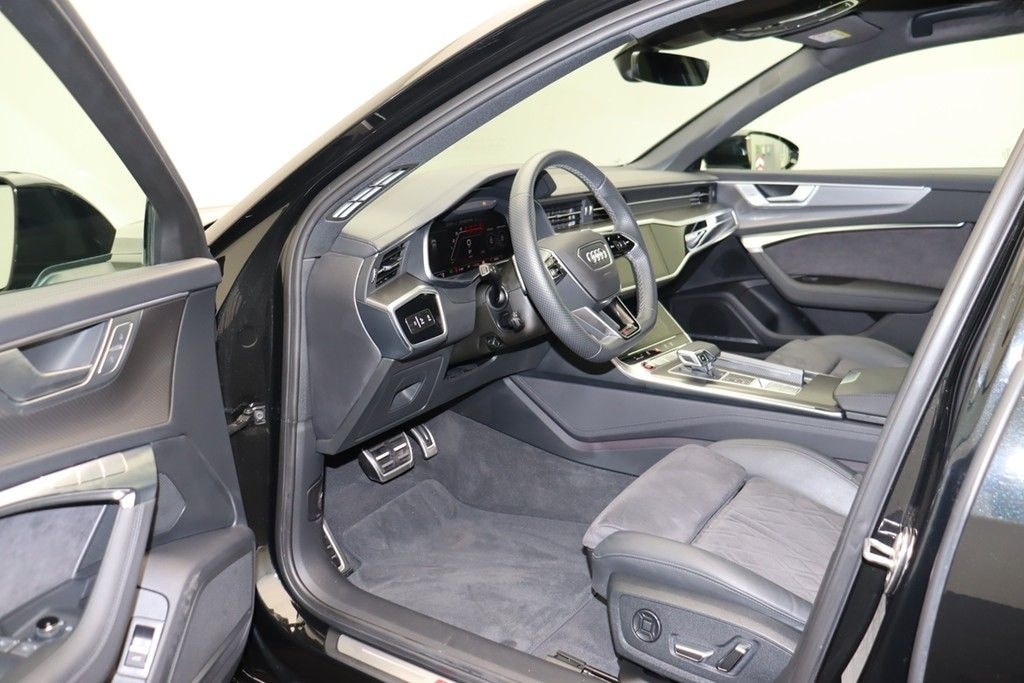 Audi RS6 Avant 4.0 TFSI quattro . LED Navi B&O AHK foto 8