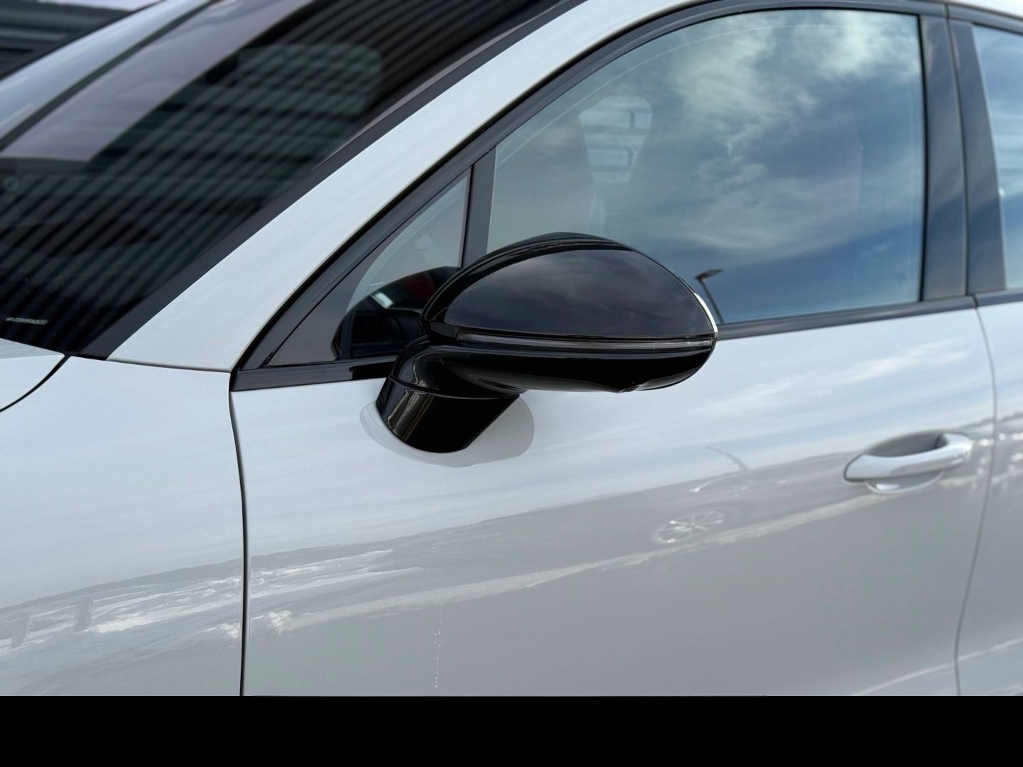 Porsche Cayenne Coupe Platinum Edition*INNO*HAL*SPORTABG foto 12