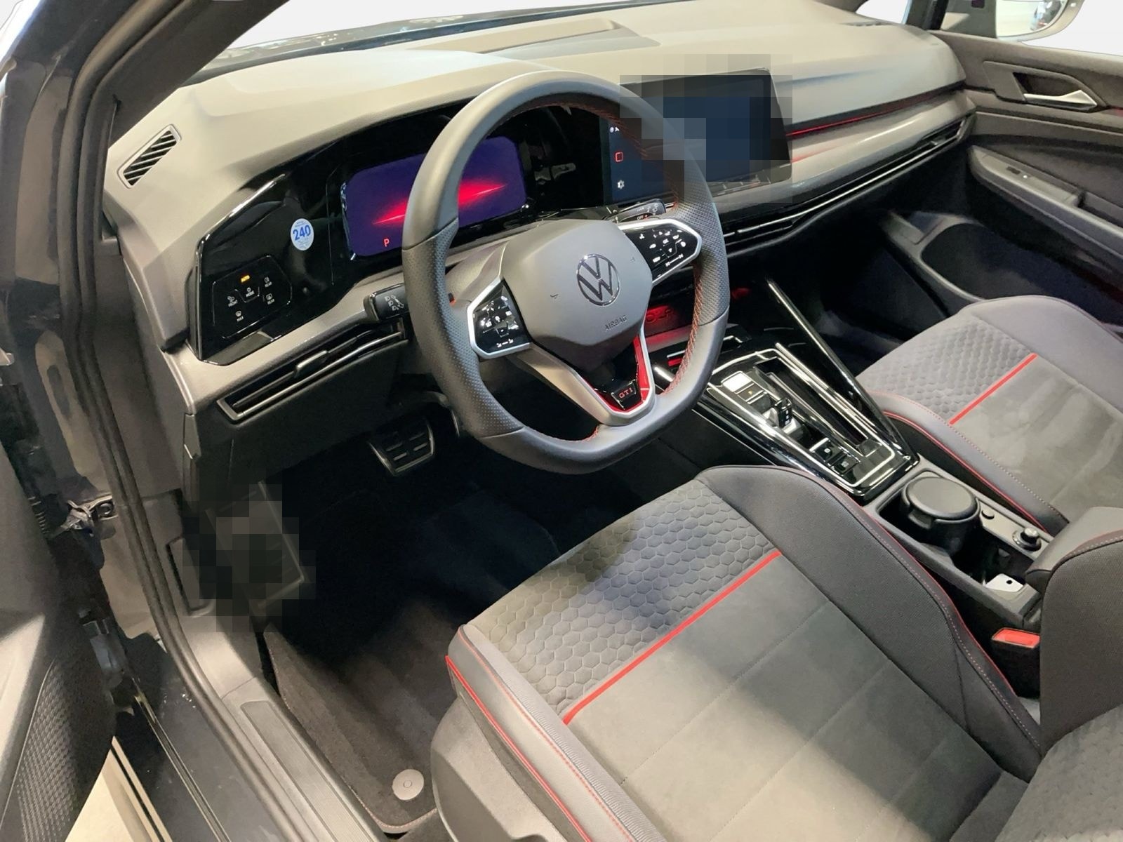 Volkswagen Golf VIII GTI Clubsport 2.0 TSI DSG foto 8