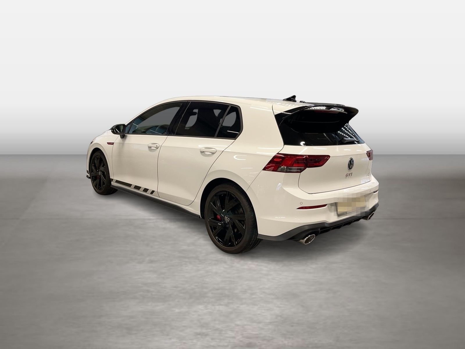 Volkswagen Golf VIII GTI Clubsport 2.0 TSI DSG ACC AUT Kam. foto 3