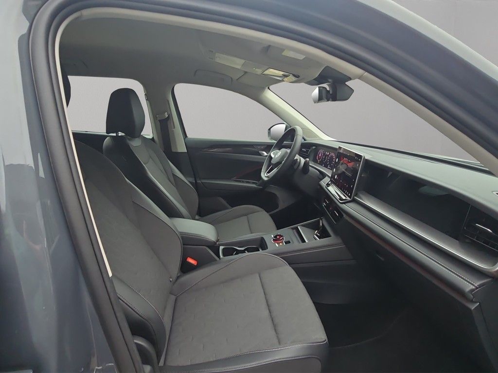 Volkswagen Tayron Life 1.5 eTSI DSG 7Sitze AHK AreaView foto 17