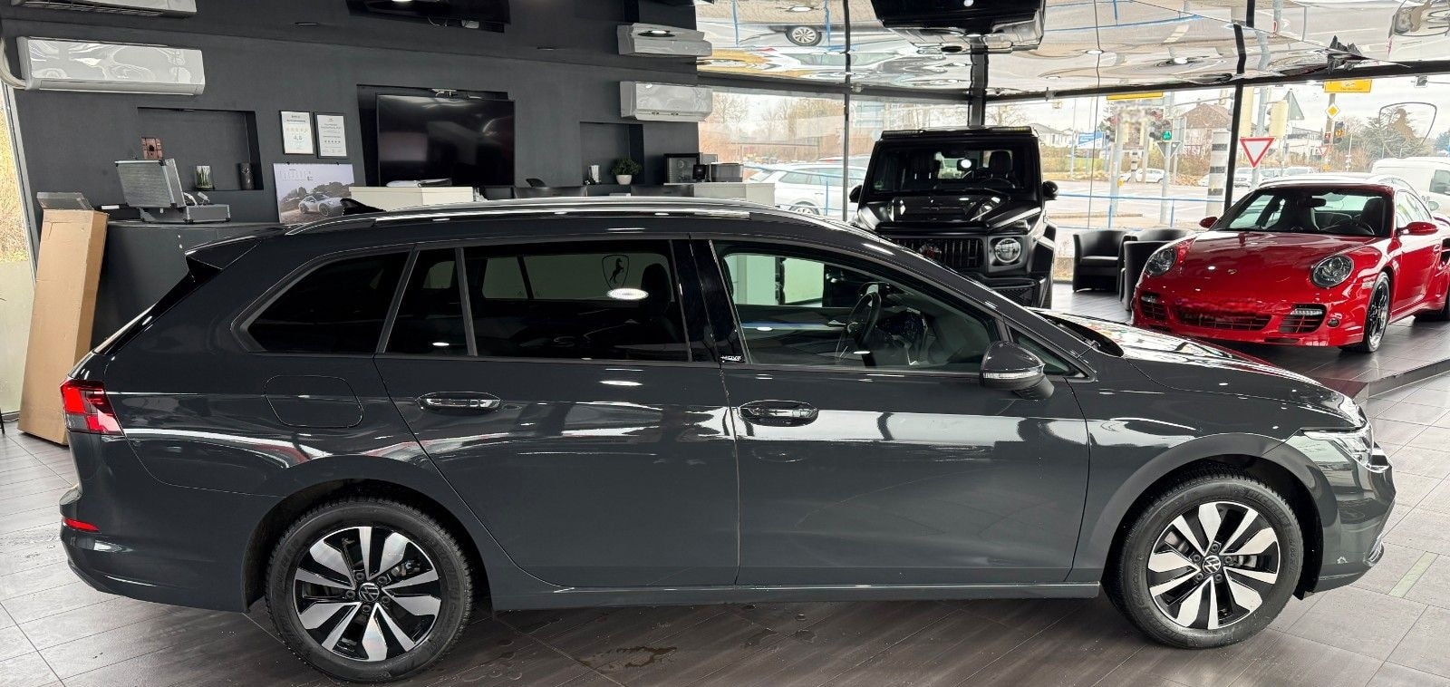 Volkswagen Golf VIII Variant 2.0 TDI Move*DSG*LED*ACC foto 4