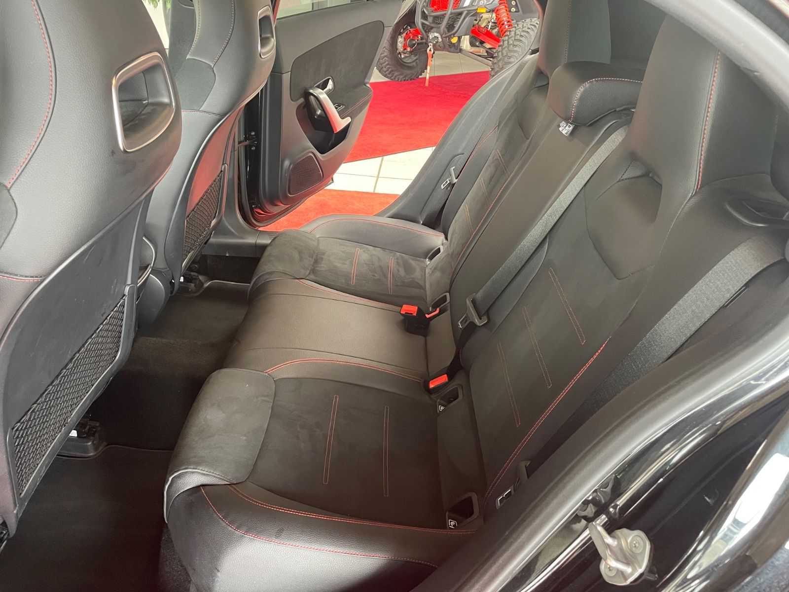 Mercedes-Benz A 250 AMG Night ACC 19 Zoll foto 15