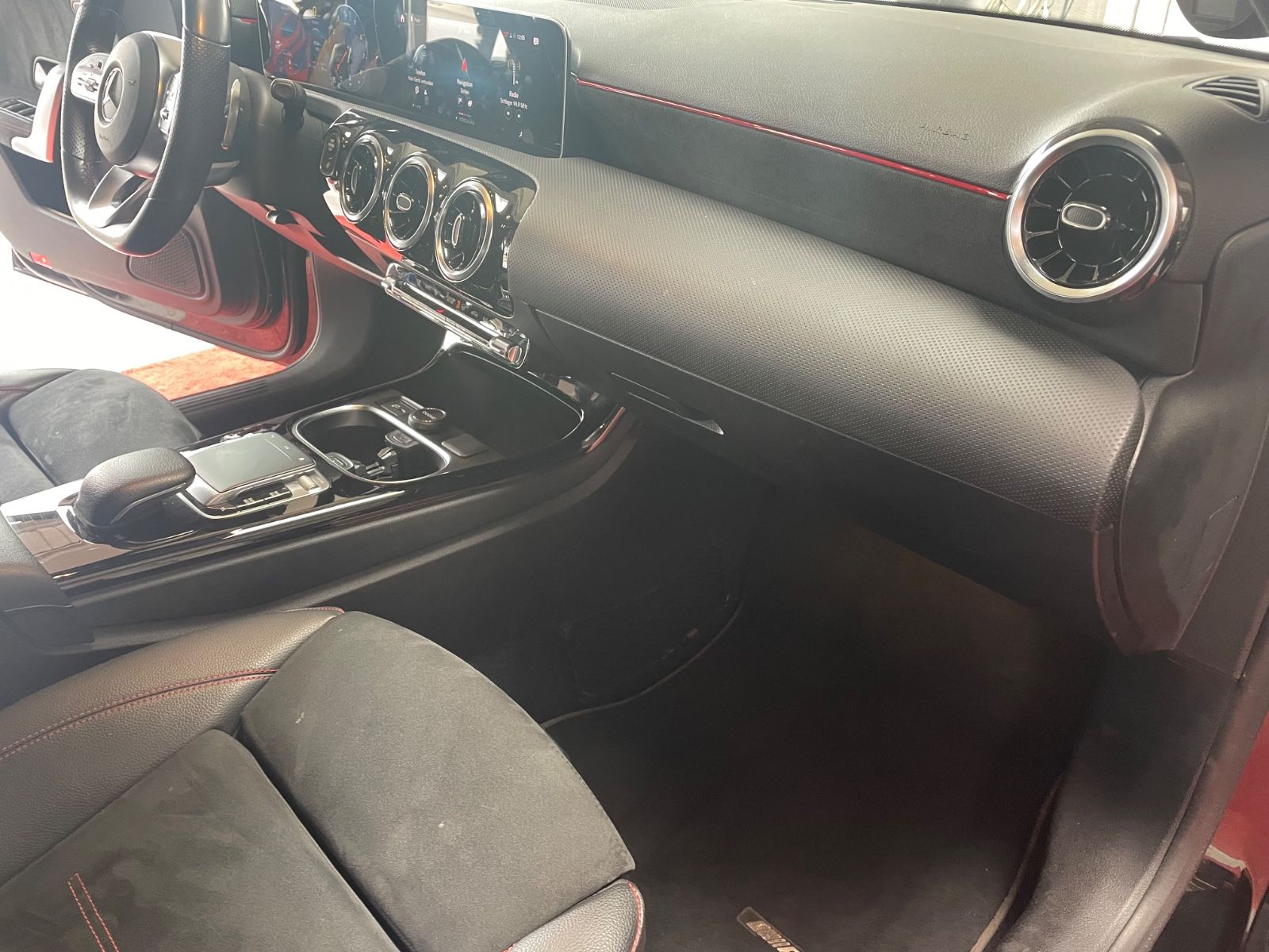 Mercedes-Benz A 250 AMG Night ACC 19 Zoll foto 19