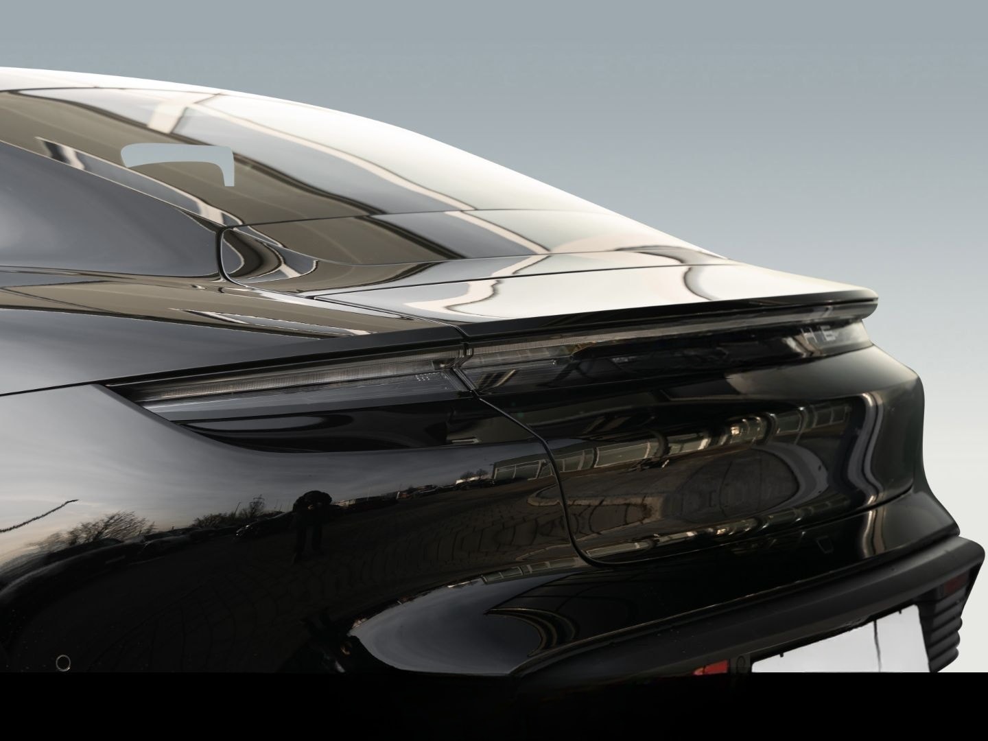 Porsche Taycan 4S Burmester HA-Lenkung InnoDrive Head-Up foto 16