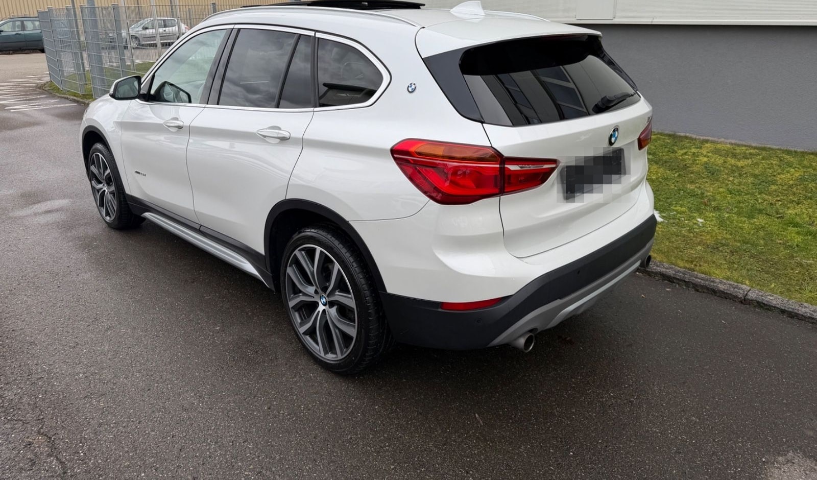 BMW X1 xDrive 25d*LED*PAN*HUD*KEY*H&K*KAM*AHK*NAV*19 foto 3