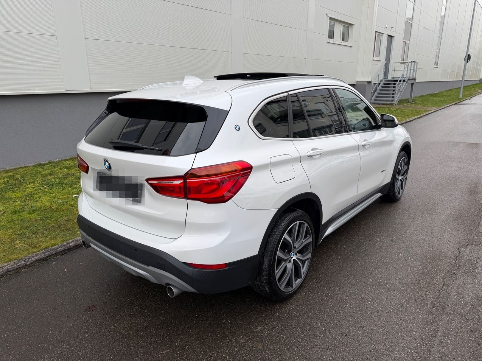 BMW X1 xDrive 25d*LED*PAN*HUD*KEY*H&K*KAM*AHK*NAV*19 foto 8