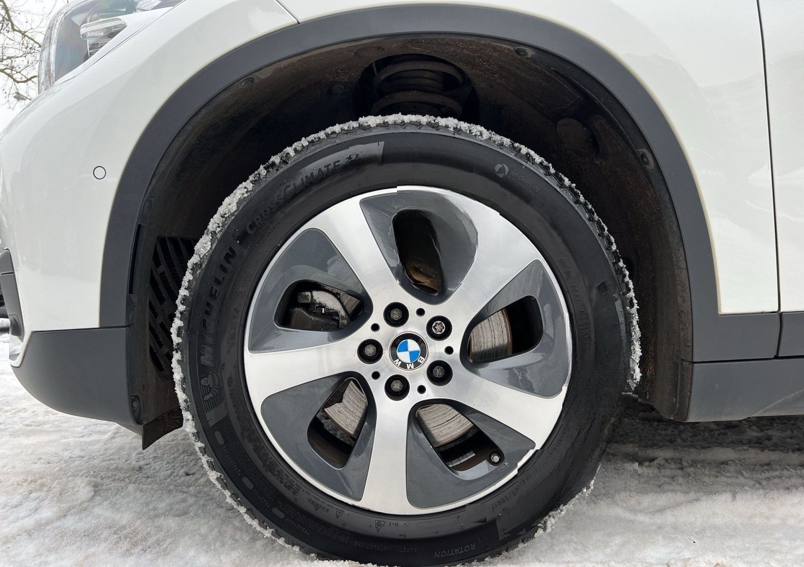 BMW X1 sDrive20i ADVANTAGE NAVI SHZG. LEDER PDC foto 3